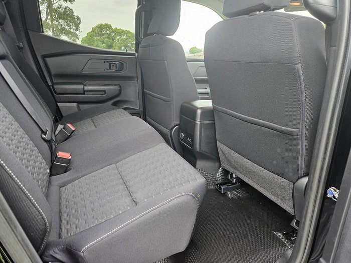 2025 Mitsubishi Triton GLX+