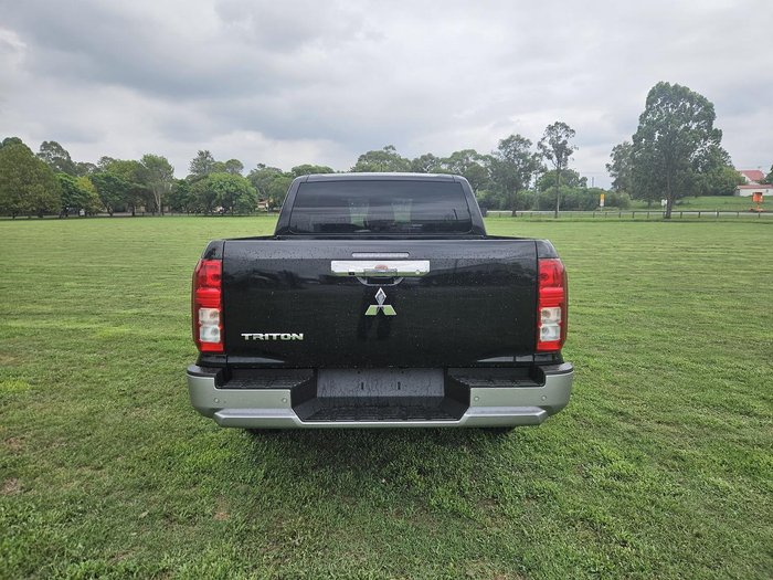 2025 Mitsubishi Triton GLX+
