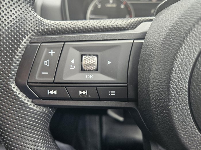 2025 Mitsubishi Triton GLX+