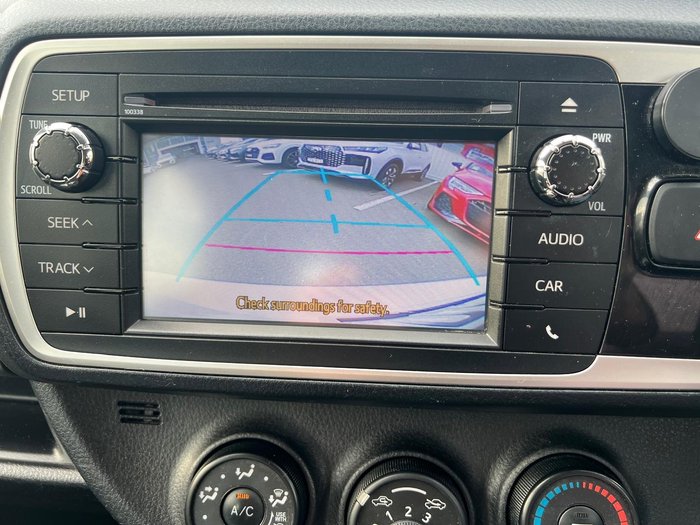 2015 Toyota Yaris Ascent