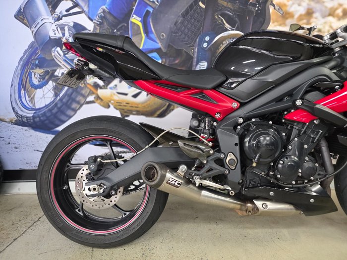 2013 Triumph STREET TRIPLE R (NON ABS) BLACK