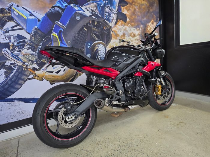 2013 Triumph STREET TRIPLE R (NON ABS) BLACK