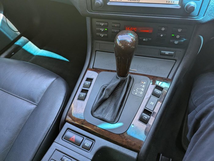 2005 BMW 3 Series 318i E46 MY04 Alpine White