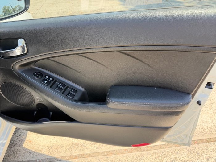 2017 KIA CERATO SPORT