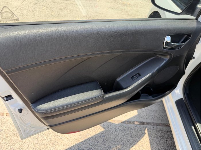 2017 KIA CERATO SPORT