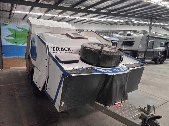 2022 Track Trailer Tvan