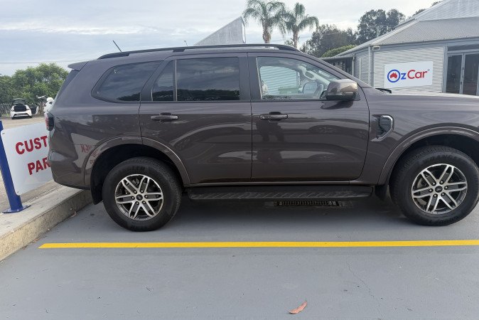 2024 FORD EVEREST TREND (4WD)