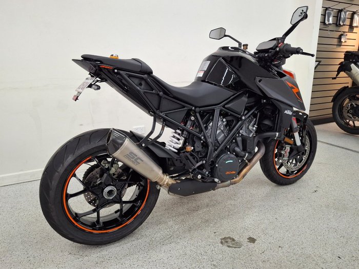 2017 Ktm 1290 SUPER DUKE R Black