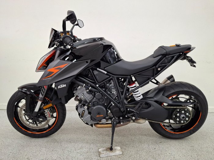 2017 Ktm 1290 SUPER DUKE R Black