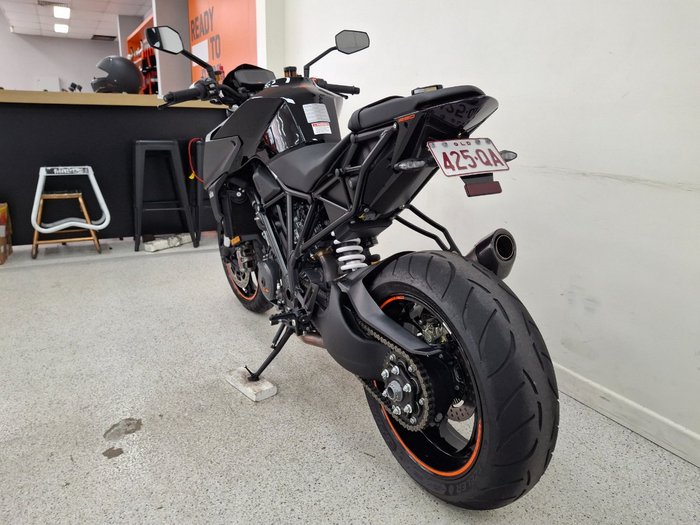 2017 Ktm 1290 SUPER DUKE R Black