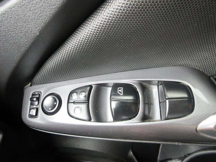 2021 Nissan JUKE ST+