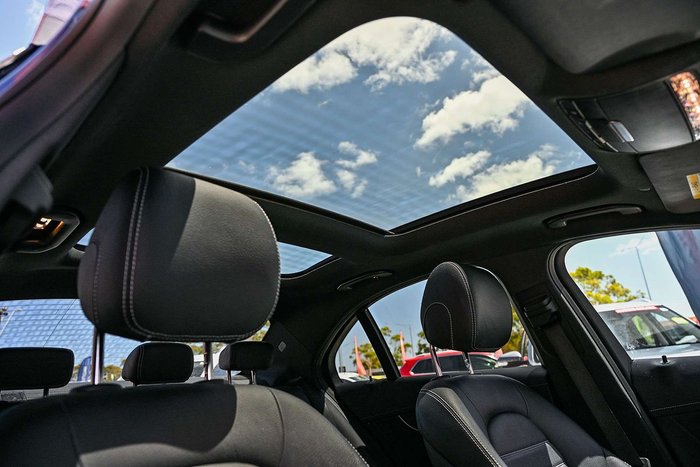 2018 Mercedes-Benz C-Class C300