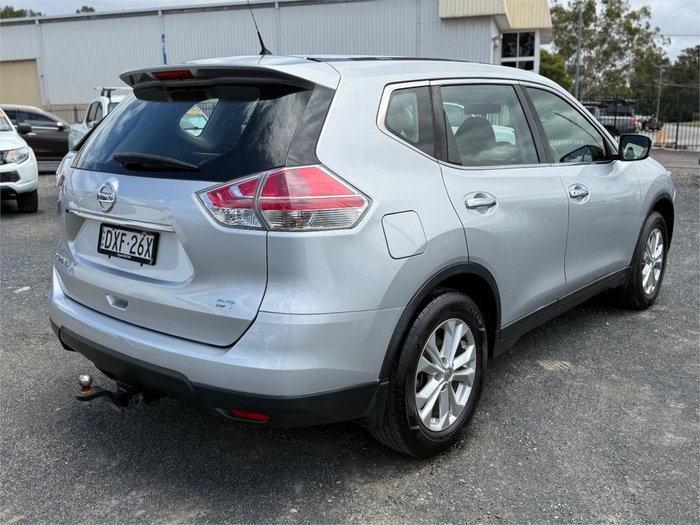 2016 NISSAN X-TRAIL ST (FWD)