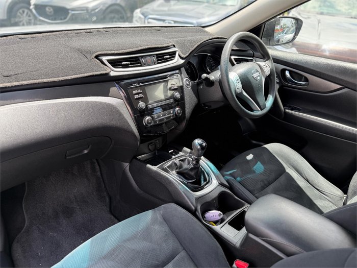 2016 NISSAN X-TRAIL ST (FWD)