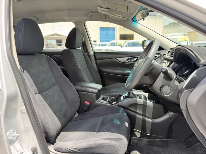 2016 NISSAN X-TRAIL ST (FWD)