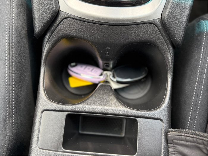 2016 NISSAN X-TRAIL ST (FWD)