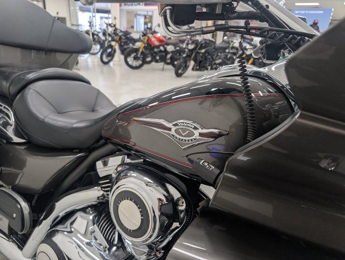 2012 Kawasaki VULCAN 1700 VOYAGER (ABS) Silver