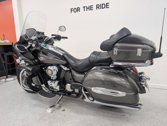 2012 Kawasaki VULCAN 1700 VOYAGER (ABS) Silver