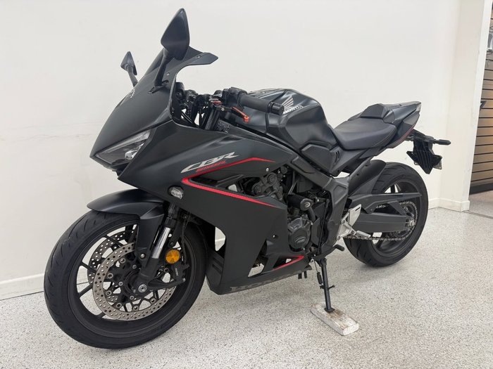2024 Honda 2024 Honda 650CC CBR650RCR Black
