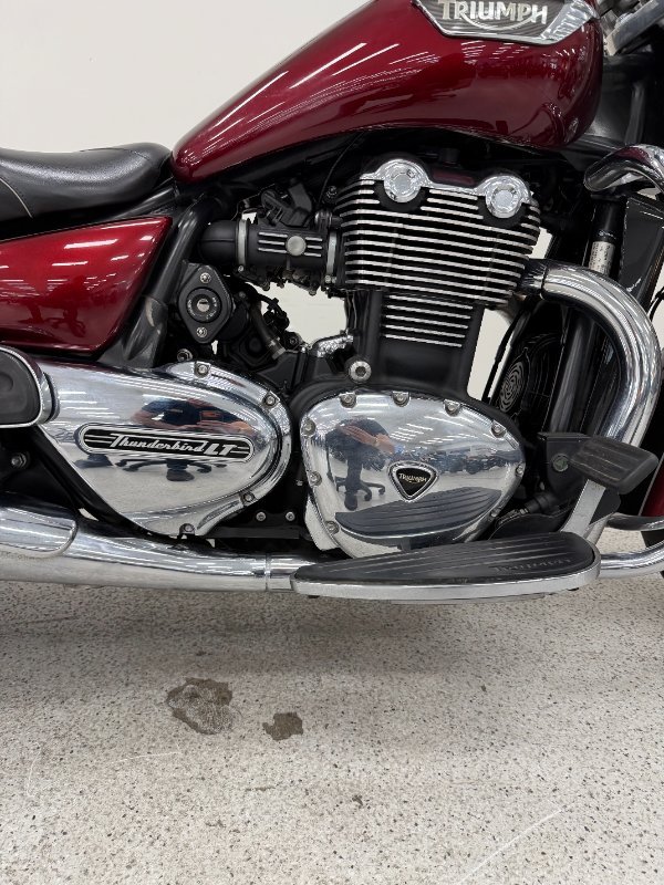 2016 Triumph THUNDERBIRD LT (TT) Red
