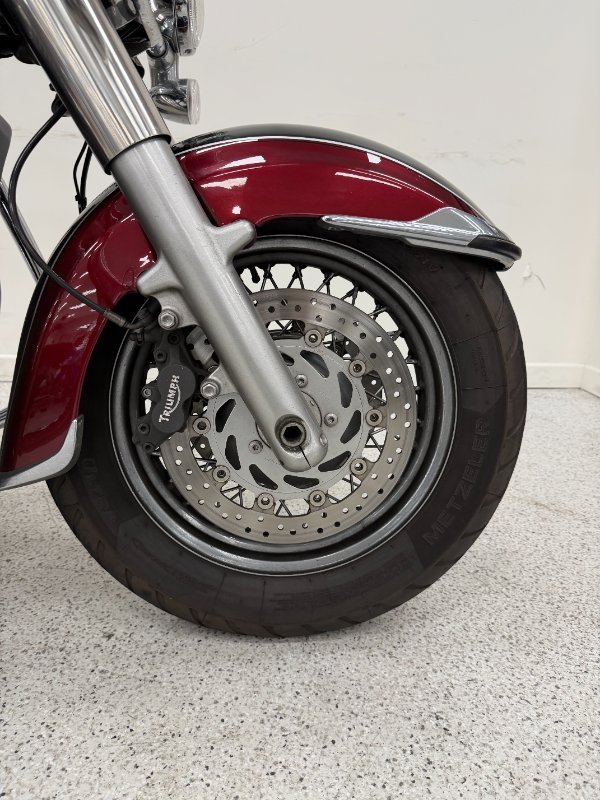 2016 Triumph THUNDERBIRD LT (TT) Red