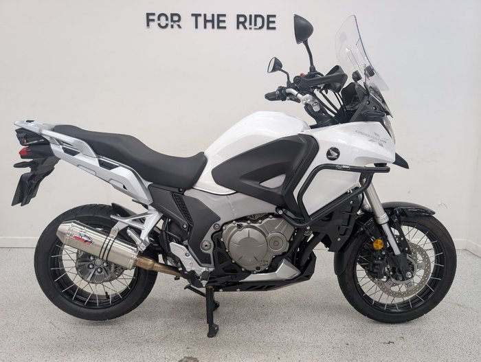 2014 Honda VFR1200XD CROSS TOURER White