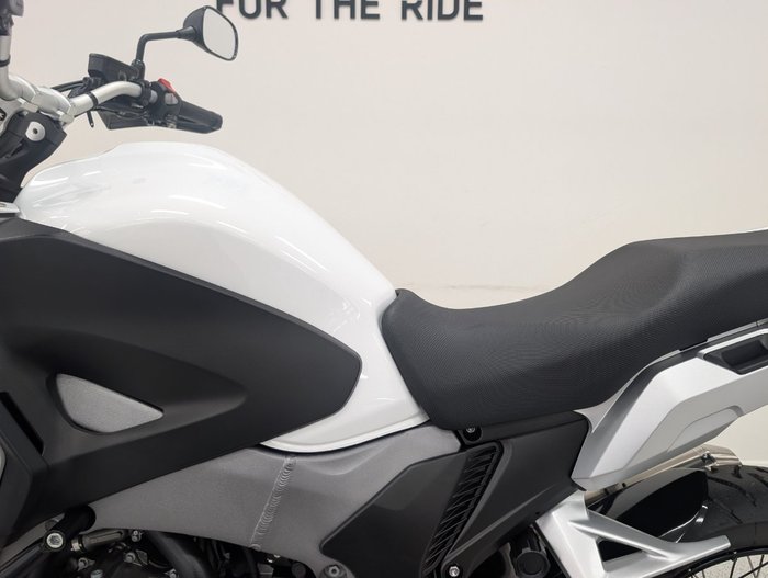 2014 Honda VFR1200XD CROSS TOURER White