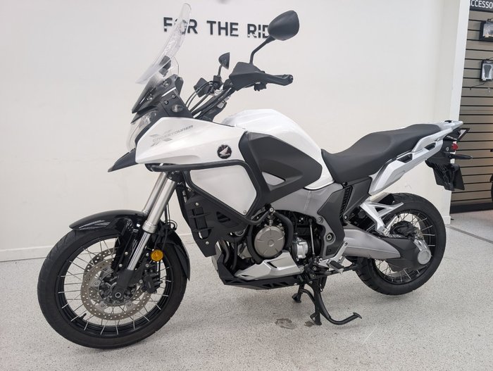 2014 Honda VFR1200XD CROSS TOURER White