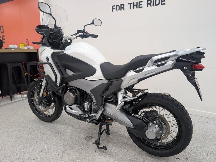 2014 Honda VFR1200XD CROSS TOURER White