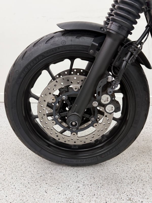 2022 YAMAHA XSR700 White