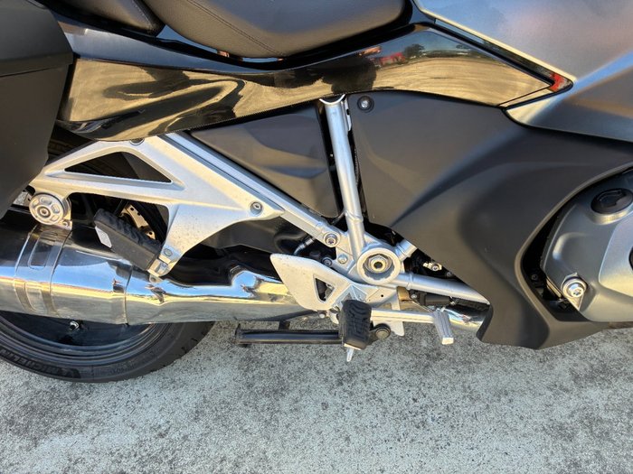 2024 BMW Motorrad R 1250 R TRIPLE BLACK Black