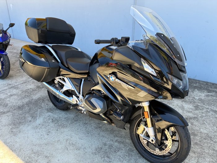 2024 BMW Motorrad R 1250 R TRIPLE BLACK Black
