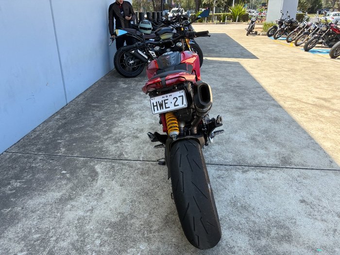 2017 DUCATI 939 HYPERMOTARD Red