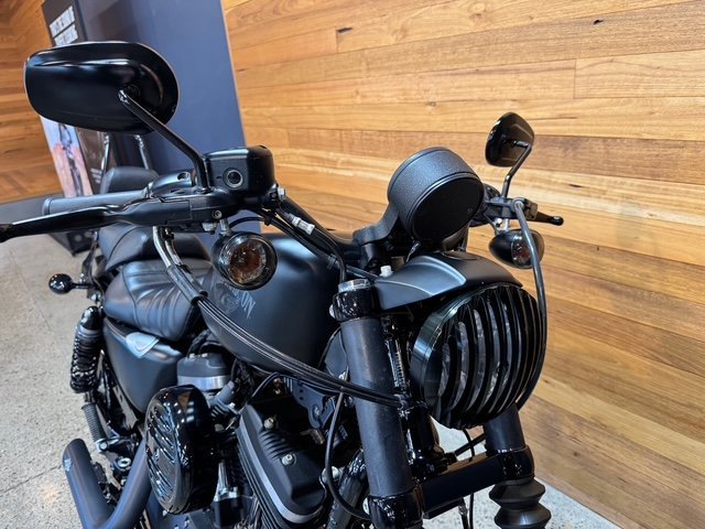 2017 HARLEY-DAVIDSON XL883 IRON 883