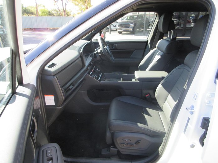 2025 Hyundai Santa Fe Hybrid Calligraphy