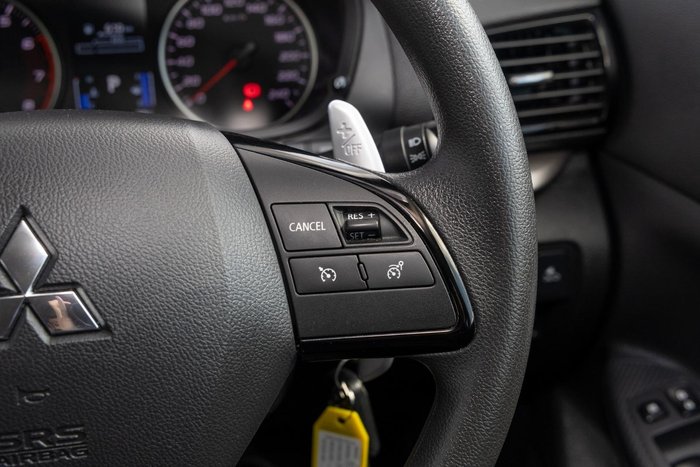 2023 Mitsubishi Eclipse Cross ES