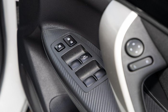 2023 Mitsubishi Eclipse Cross ES