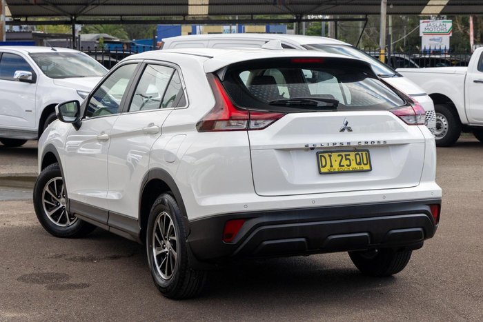 2023 Mitsubishi Eclipse Cross ES
