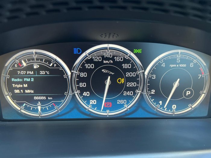 2011 Jaguar XJ Premium Luxury