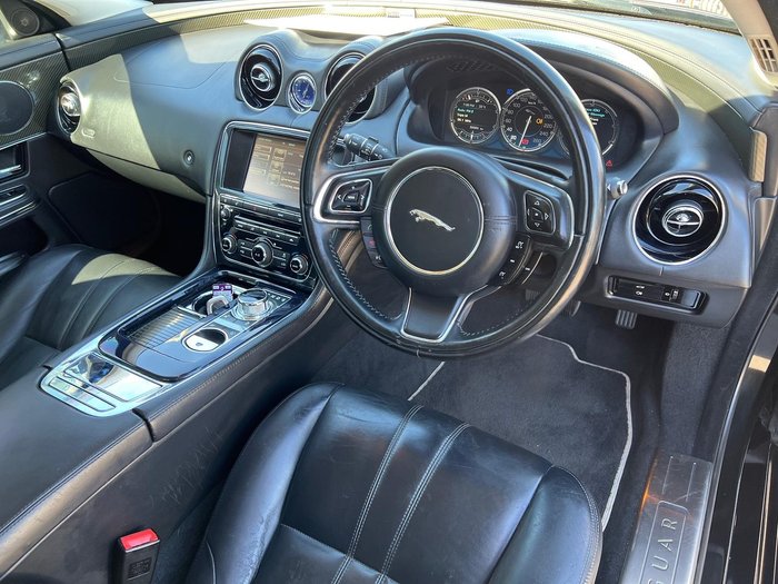 2011 Jaguar XJ Premium Luxury