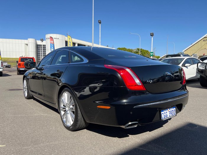 2011 Jaguar XJ Premium Luxury
