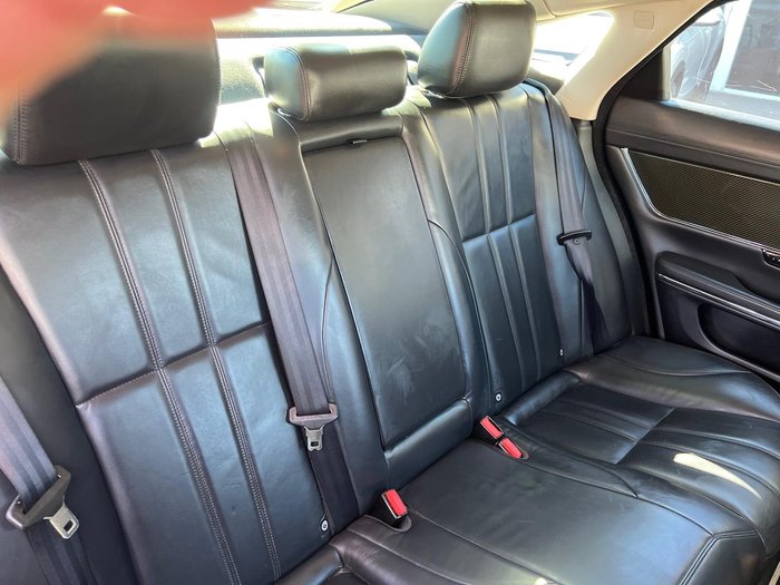 2011 Jaguar XJ Premium Luxury