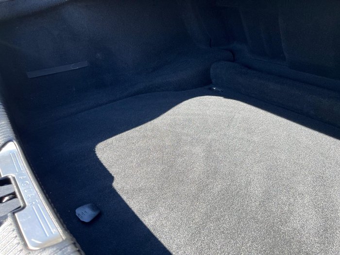 2011 Jaguar XJ Premium Luxury