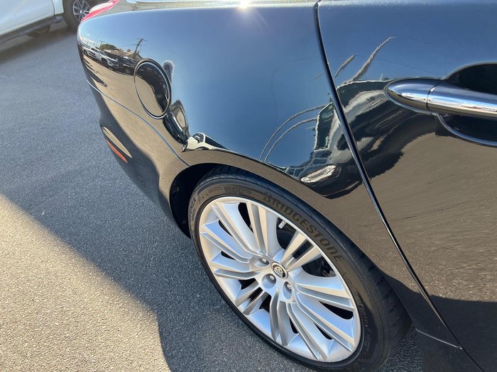 2011 Jaguar XJ Premium Luxury