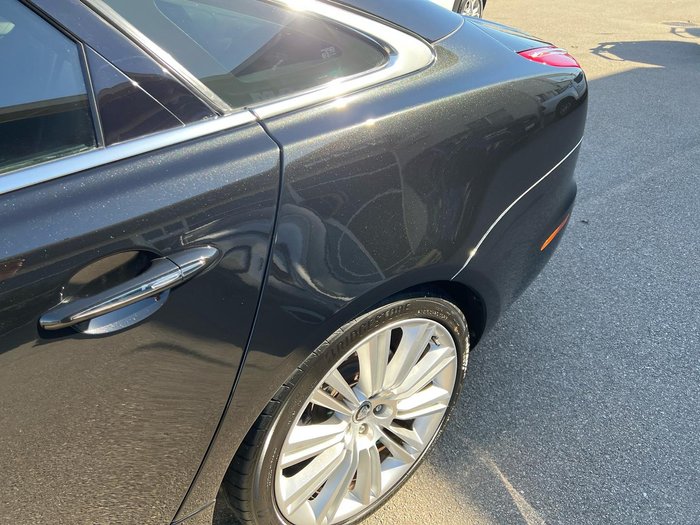 2011 Jaguar XJ Premium Luxury