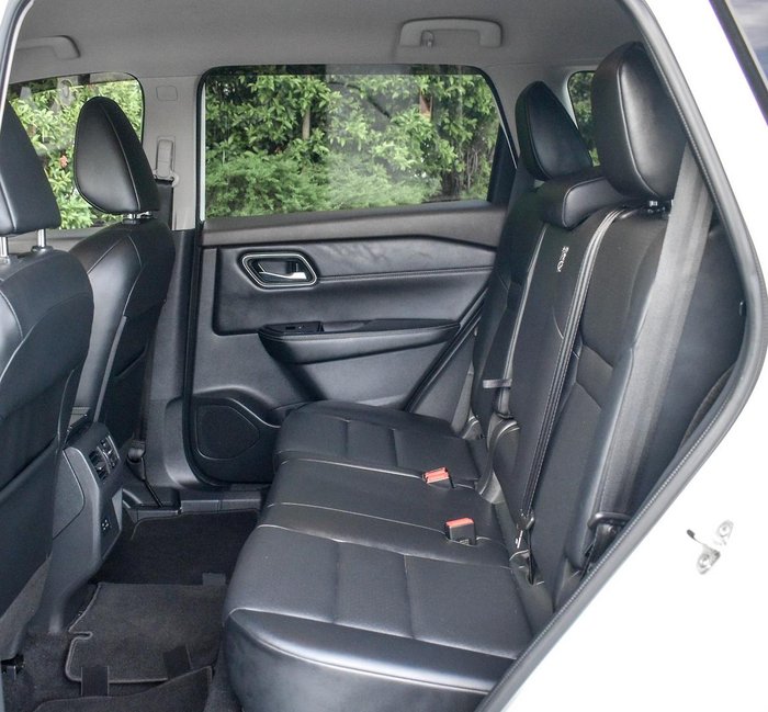 2022 Nissan X-TRAIL ST-L