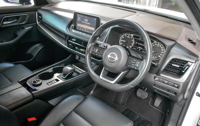 2022 Nissan X-TRAIL ST-L