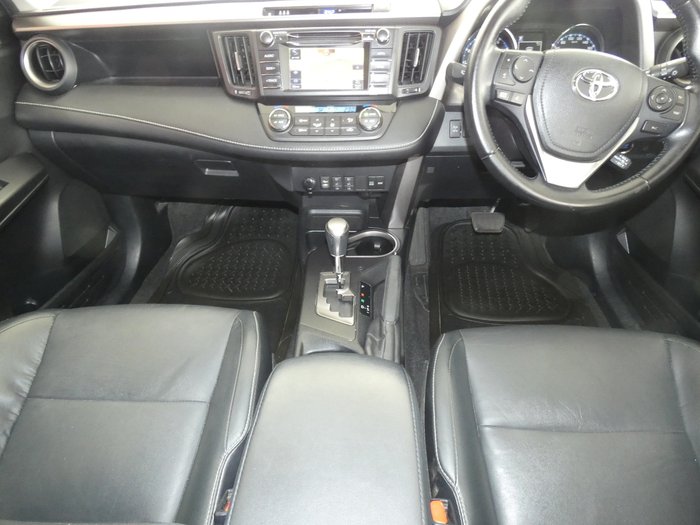 2016 Toyota RAV4 Cruiser (4x4)