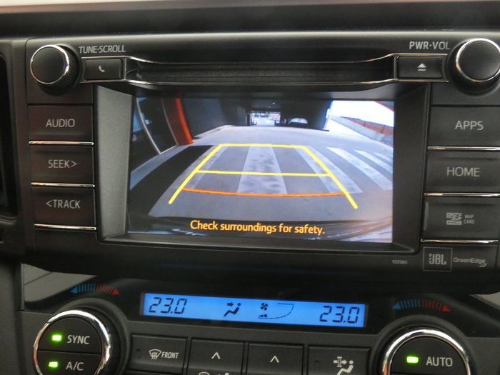 2016 Toyota RAV4 Cruiser (4x4)