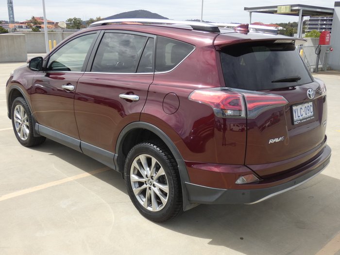 2016 Toyota RAV4 Cruiser (4x4)